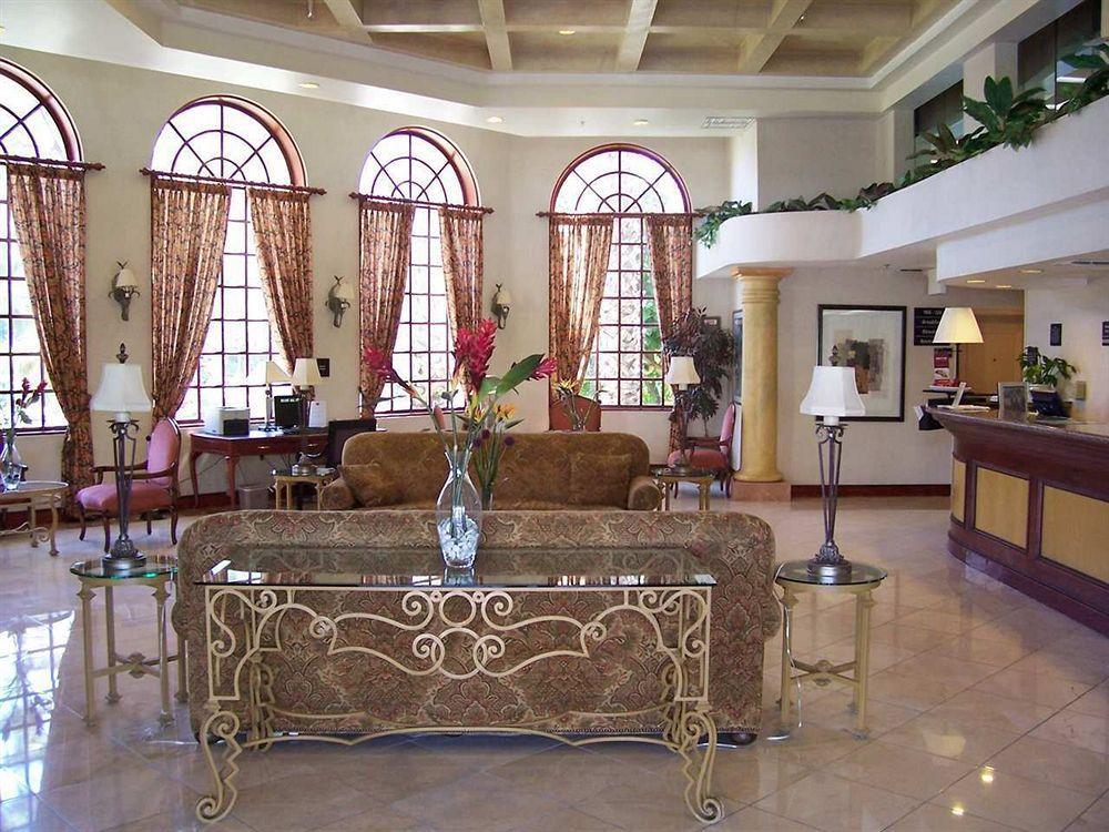 Express Inn Санта-Ана Интерьер фото